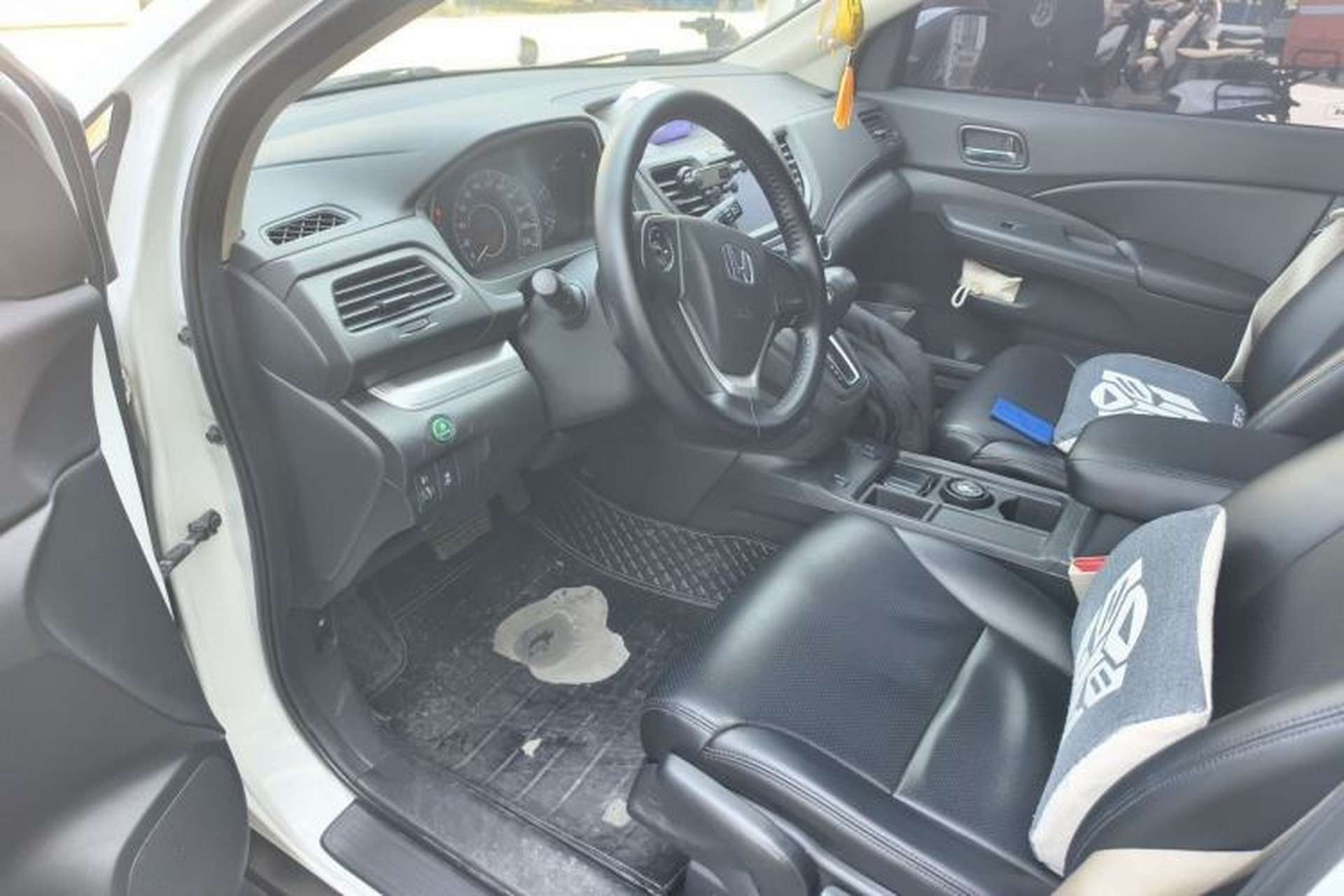 Used Honda CR-V 2016 2.0L Two-Wheel Drive Classic Edition Driver Seat