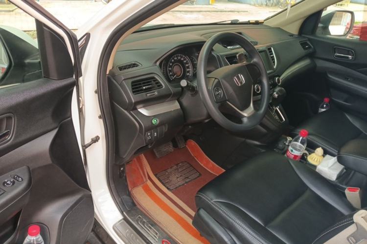 Used Honda CR-V 2016 2.0L two-wheel drive Urban Edition Driver Seat
