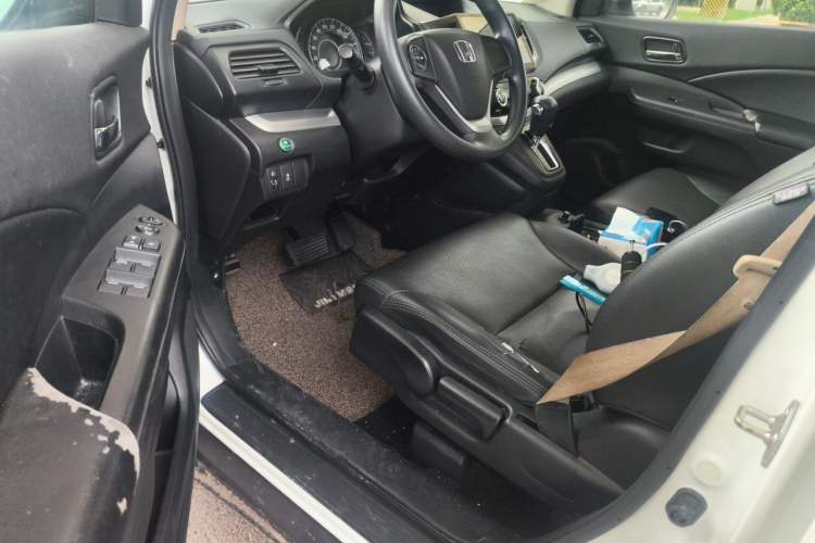 Used Honda CR-V 2016 2.0L Two-Wheel Drive Classic Edition Driver Seat