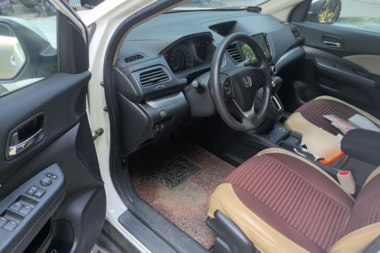 Used Honda CR-V 2016 2.0L Two-Wheel Drive Classic Edition Driver Seat