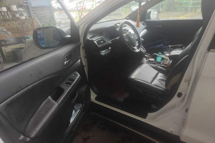 Used Honda CR-V 2016 2.0L two-wheel drive Urban Edition Driver Seat