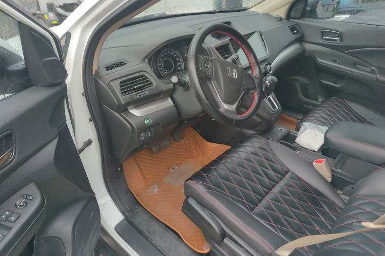 Used Honda CR-V 2016 2.0L two-wheel drive Urban Edition Driver Seat