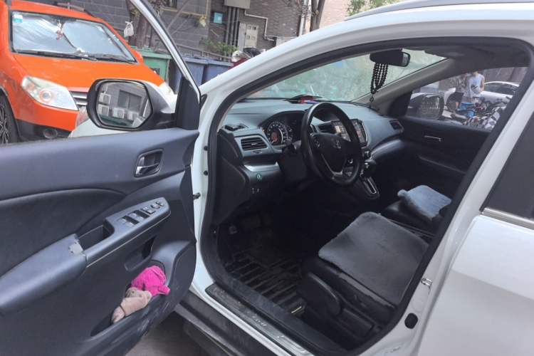 Used Honda CR-V 2016 2.0L Two-Wheel Drive Classic Edition Driver Seat