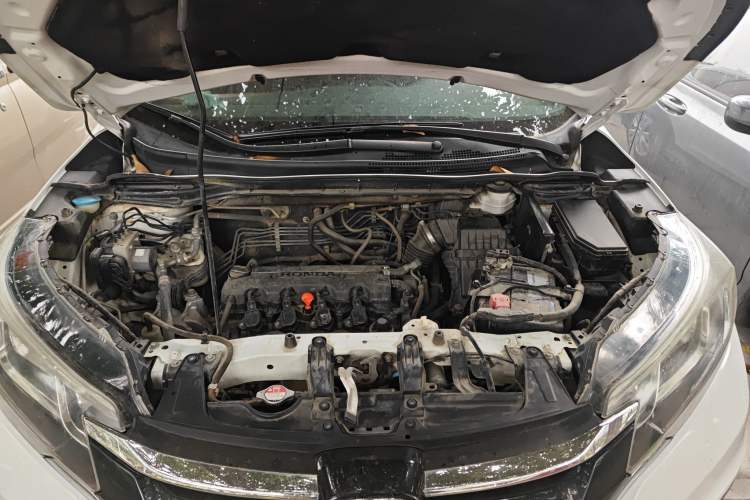 Used Honda CR-V 2016 2.0L Two-Wheel Drive Classic Edition Engine Bay