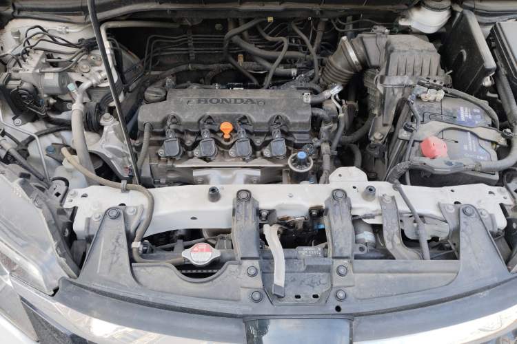 Used Honda CR-V 2016 2.0L two-wheel drive Urban Edition Engine Bay