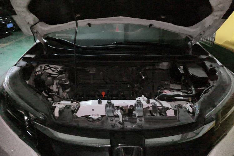 Used Honda CR-V 2016 2.0L two-wheel drive Urban Edition Engine Bay