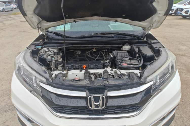 Used Honda CR-V 2016 2.0L two-wheel drive Urban Edition Engine Bay