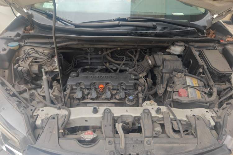 Used Honda CR-V 2016 2.0L two-wheel drive Urban Edition Engine Bay