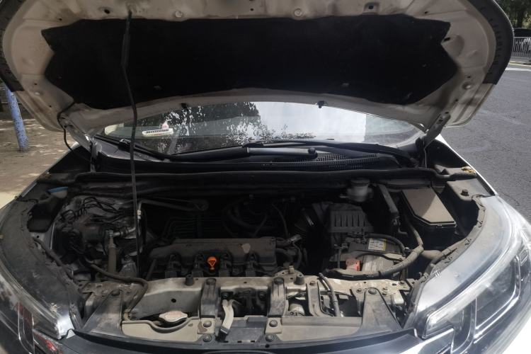 Used Honda CR-V 2016 2.0L two-wheel drive Urban Edition Engine Bay