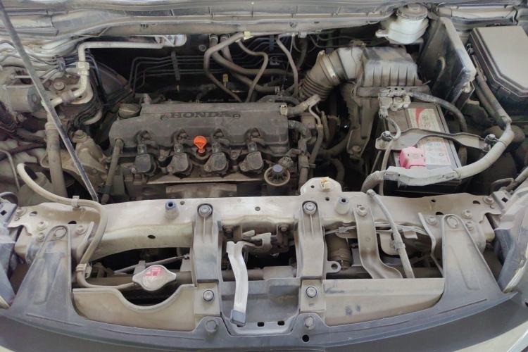 Used Honda CR-V 2016 2.0L two-wheel drive Urban Edition Engine Bay
