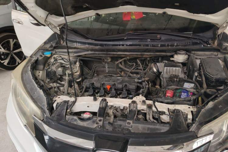 Used Honda CR-V 2016 2.0L Two-Wheel Drive Classic Edition Engine Bay