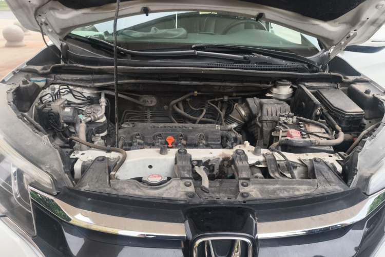 Used Honda CR-V 2016 2.0L Two-Wheel Drive Classic Edition Engine Bay