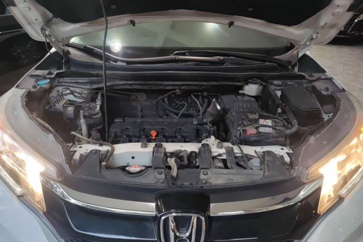 Used Honda CR-V 2016 2.0L Two-Wheel Drive Classic Edition Engine Bay