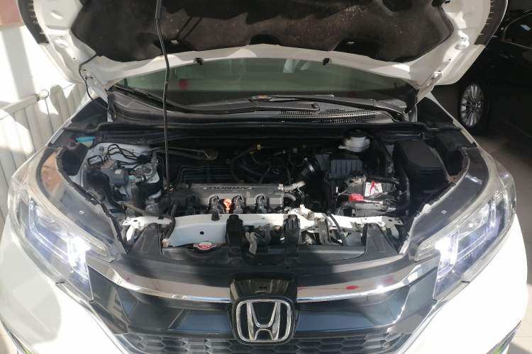 Used Honda CR-V 2016 2.0L Two-Wheel Drive Classic Edition Engine Bay