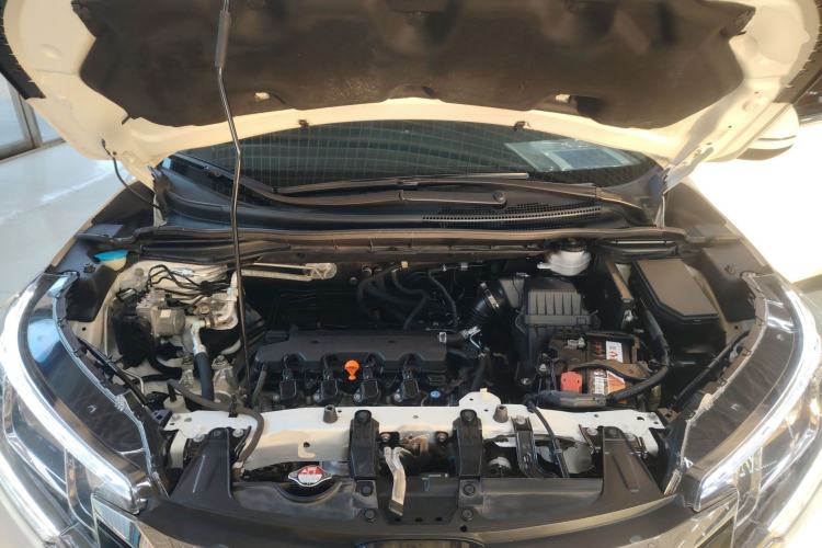 Used Honda CR-V 2016 2.0L two-wheel drive Urban Edition Engine Bay