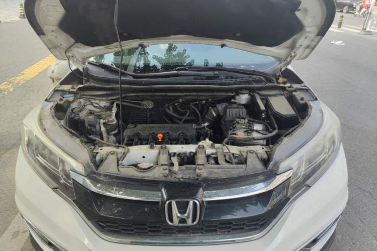 Used Honda CR-V 2016 2.0L two-wheel drive Urban Edition Engine Bay