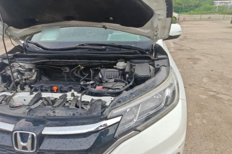 Used Honda CR-V 2016 2.0L two-wheel drive Urban Edition Engine Bay Left
