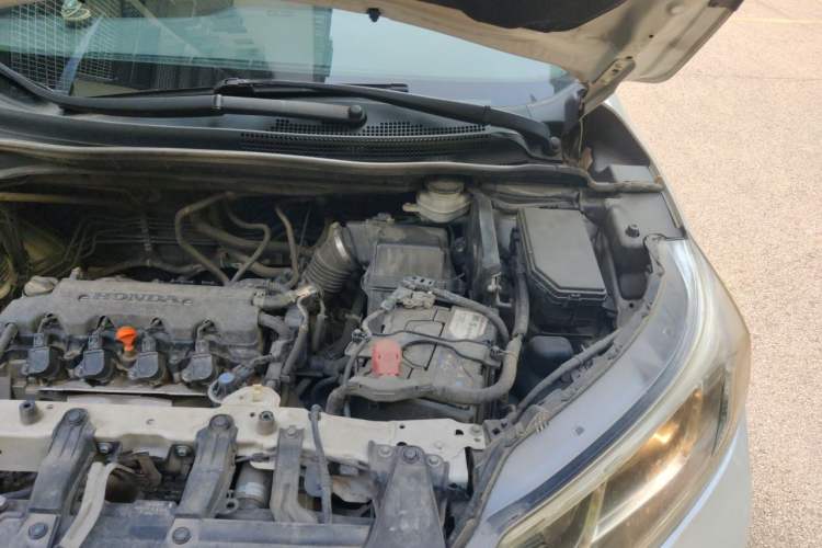 Used Honda CR-V 2016 2.0L Two-Wheel Drive Classic Edition Engine Bay Left