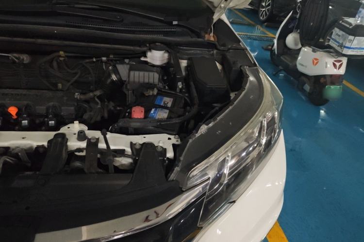 Used Honda CR-V 2016 2.0L Two-Wheel Drive Classic Edition Engine Bay Left