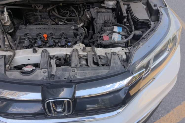Used Honda CR-V 2016 2.0L Two-Wheel Drive Classic Edition Engine Bay Left