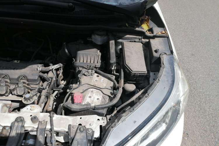 Used Honda CR-V 2016 2.0L Two-Wheel Drive Classic Edition Engine Bay Left