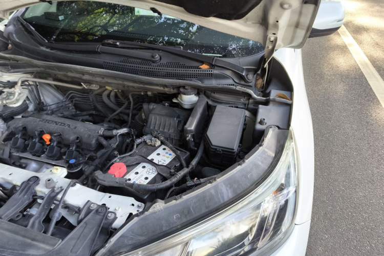 Used Honda CR-V 2016 2.0L Two-Wheel Drive Classic Edition Engine Bay Left