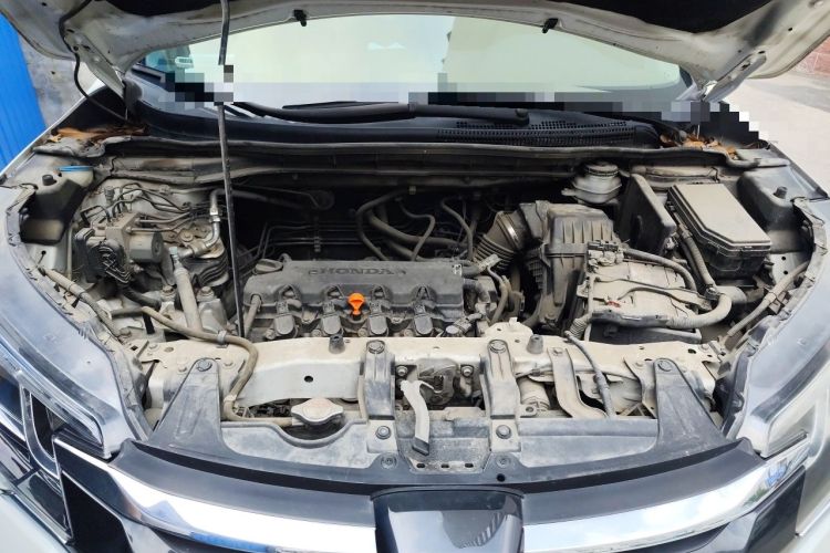 Used Honda CR-V 2016 2.0L two-wheel drive Urban Edition Engine Bay