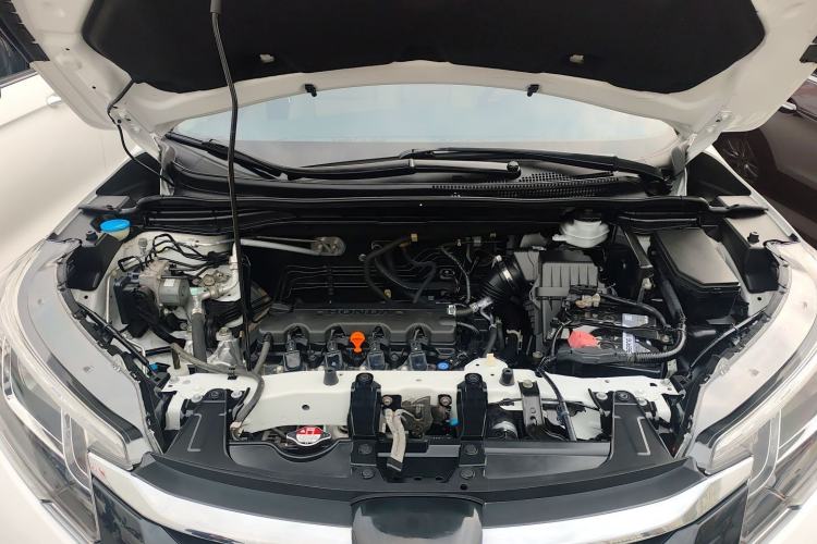 Used Honda CR-V 2016 2.0L two-wheel drive Urban Edition Engine Bay