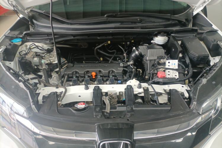 Used Honda CR-V 2016 2.0L two-wheel drive Urban Edition Engine Bay