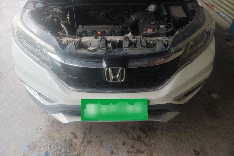 Used Honda CR-V 2016 2.0L two-wheel drive Urban Edition Engine Bay