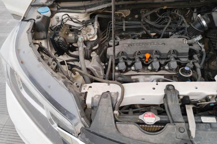 Used Honda CR-V 2016 2.0L two-wheel drive Urban Edition Engine Bay Right