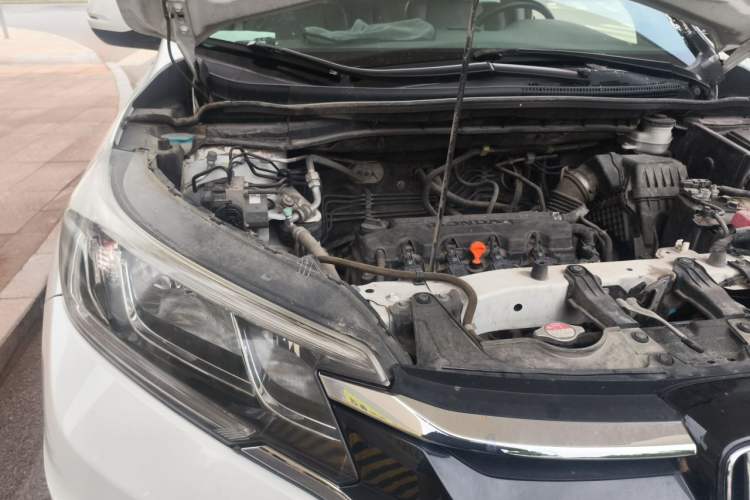 Used Honda CR-V 2016 2.0L Two-Wheel Drive Classic Edition Engine Bay Right