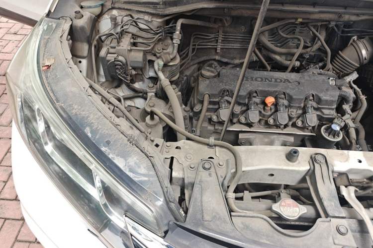 Used Honda CR-V 2016 2.0L Two-Wheel Drive Classic Edition Engine Bay Right
