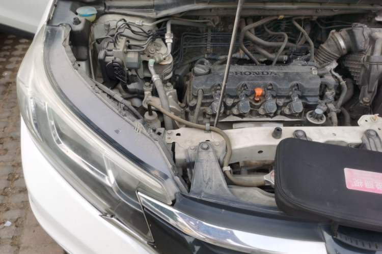 Used Honda CR-V 2016 2.0L Two-Wheel Drive Classic Edition Engine Bay Right