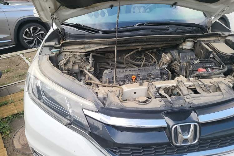 Used Honda CR-V 2016 2.0L two-wheel drive Urban Edition Engine Bay Right