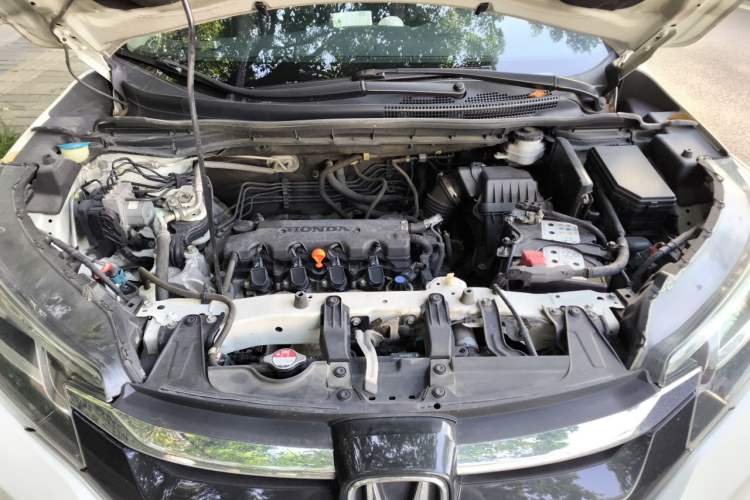 Used Honda CR-V 2016 2.0L Two-Wheel Drive Classic Edition Engine Bay