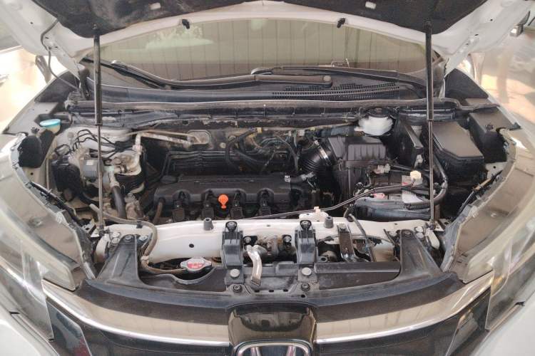 Used Honda CR-V 2016 2.0L two-wheel drive Urban Edition Engine Bay