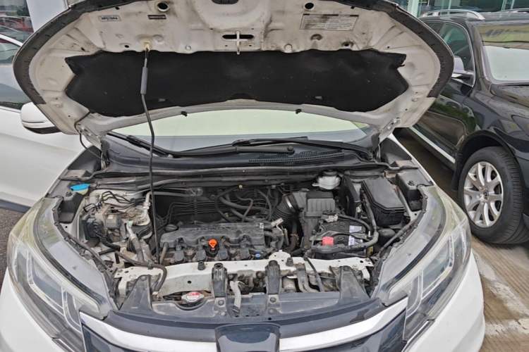 Used Honda CR-V 2016 2.0L Two-Wheel Drive Classic Edition Engine Bay