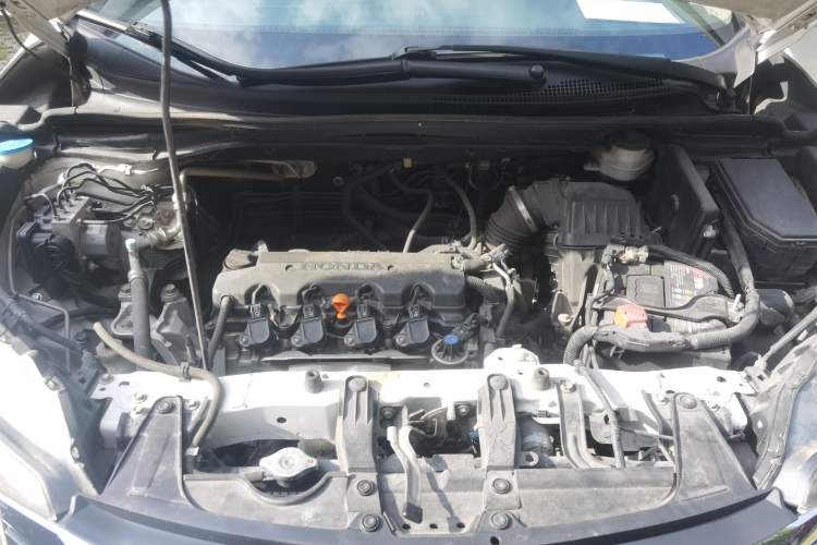 Used Honda CR-V 2016 2.0L two-wheel drive Urban Edition Engine Bay