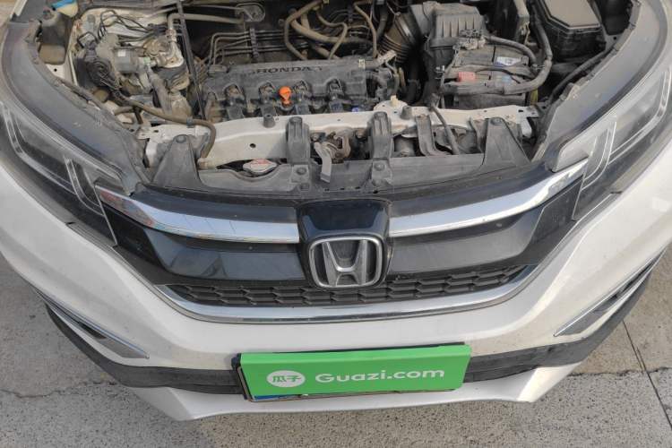 Used Honda CR-V 2016 2.0L two-wheel drive Urban Edition Engine Bay