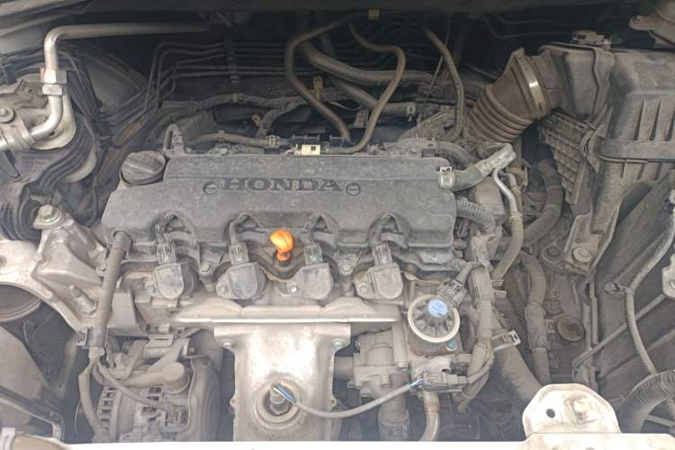 Used Honda CR-V 2016 2.0L two-wheel drive Urban Edition Engine Bay