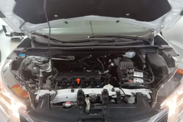 Used Honda CR-V 2016 2.0L two-wheel drive Urban Edition Engine Bay