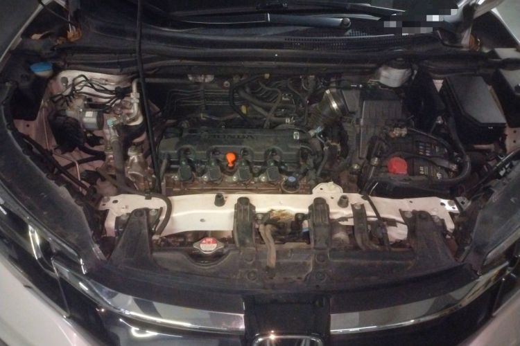Used Honda CR-V 2016 2.0L two-wheel drive Urban Edition Engine Bay
