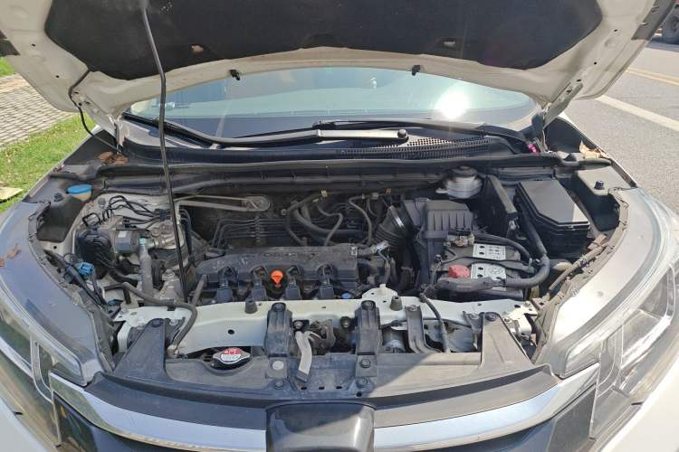 Used Honda CR-V 2016 2.0L Two-Wheel Drive Classic Edition Engine Bay