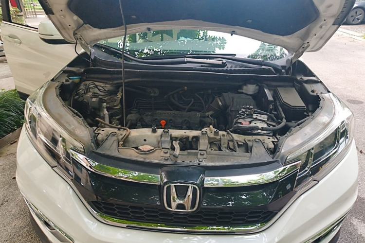 Used Honda CR-V 2016 2.0L Two-Wheel Drive Classic Edition Engine Bay