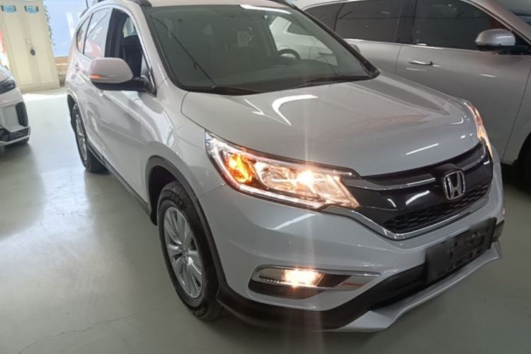 Used Honda CR-V 2016 2.0L two-wheel drive Urban Edition Exterior 1