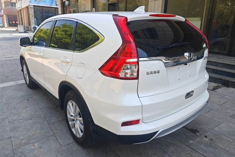 Used Honda CR-V 2016 2.0L two-wheel drive Urban Edition Exterior 2