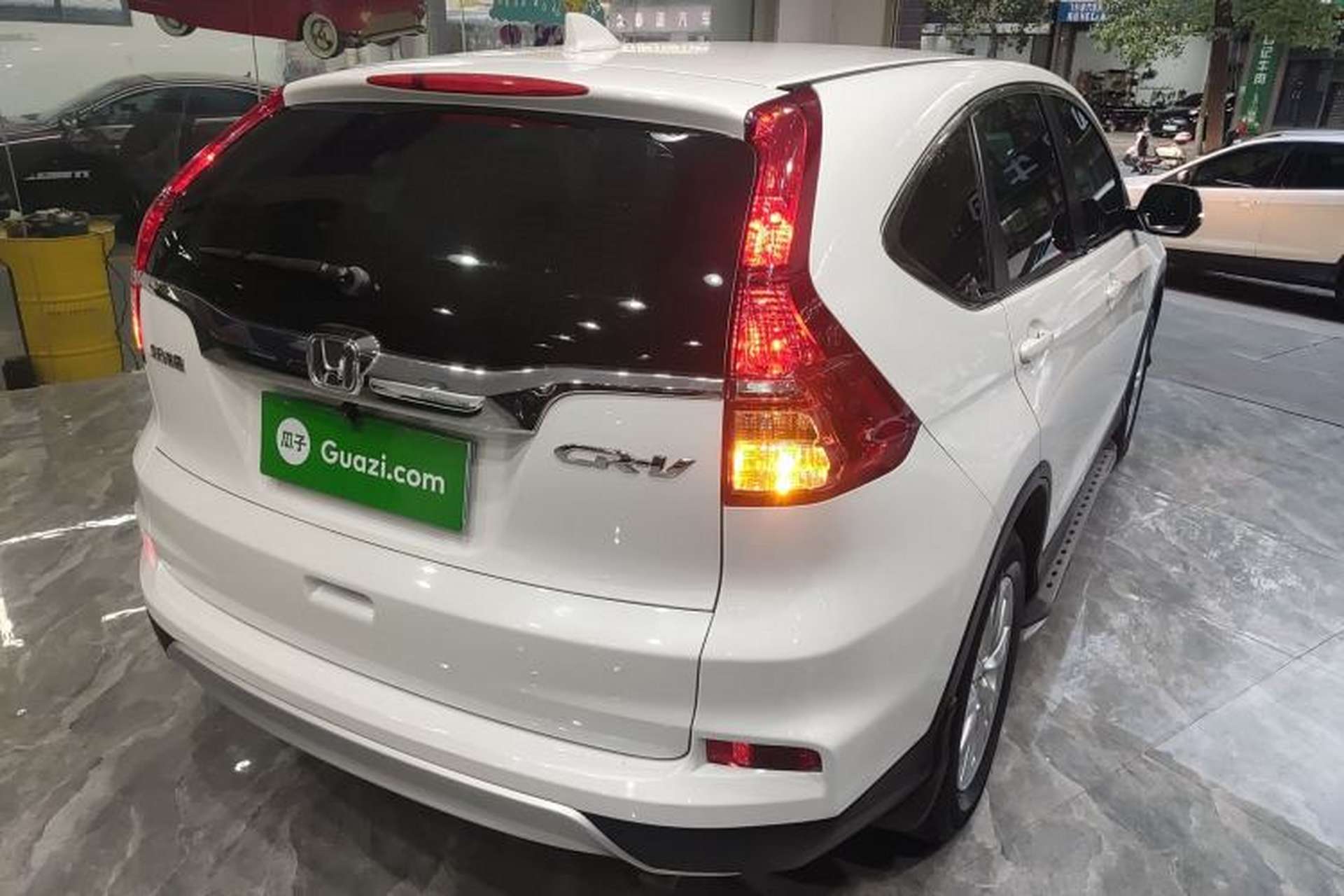 Used Honda CR-V 2016 2.0L Two-Wheel Drive Classic Edition Exterior 3