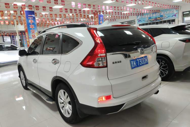 Used Honda CR-V 2016 2.0L two-wheel drive Urban Edition Exterior 3