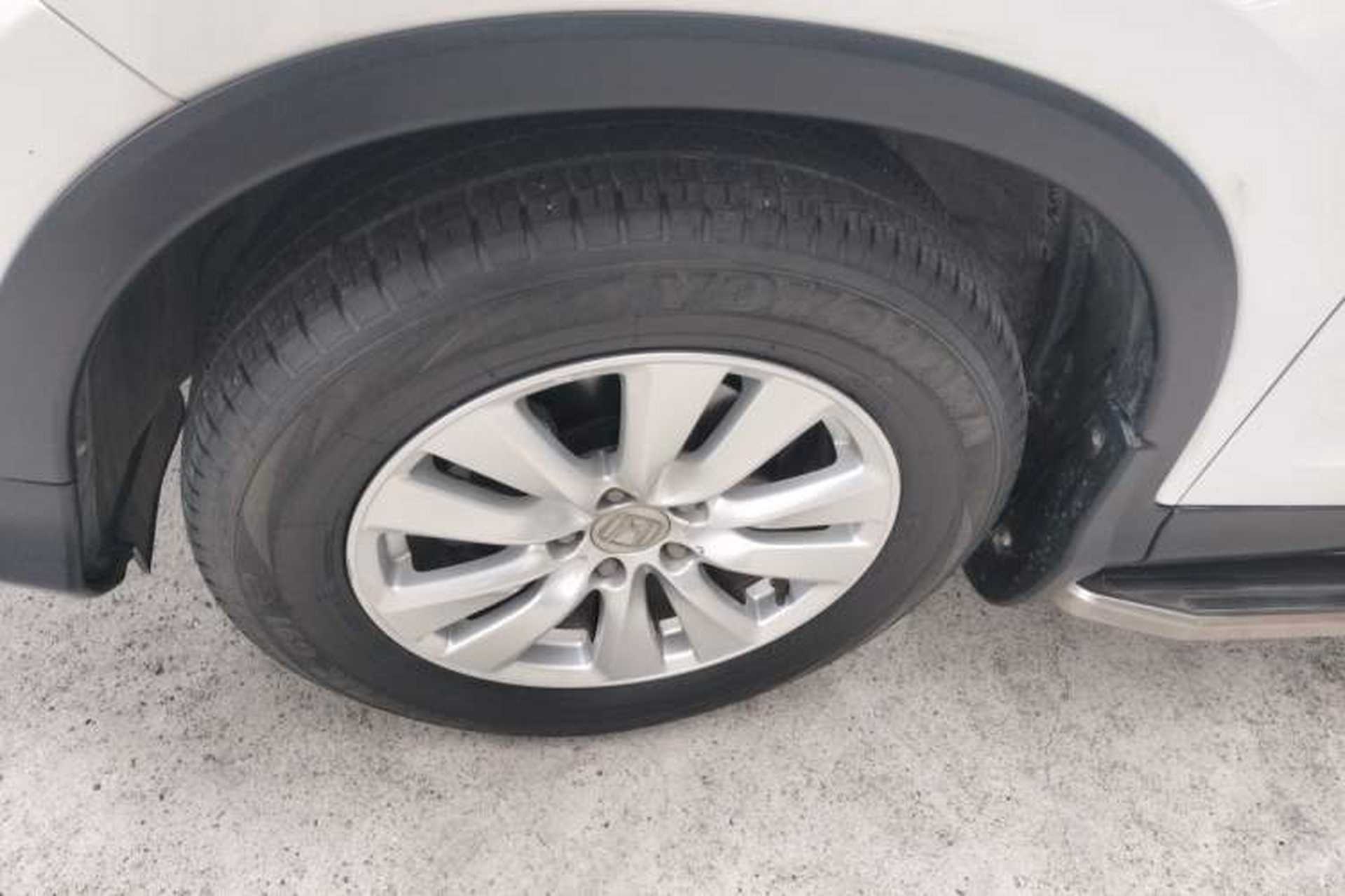 Used Honda CR-V 2016 2.0L two-wheel drive Urban Edition Exterior 4